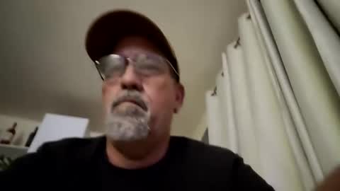 Snapshot of charliebroun chatting on 02/18/25, 02:49 charliebroun online show from 02/18/25, 02:49