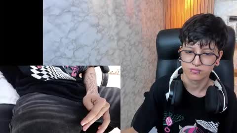 Snapshot of charlietaylor_ chatting on 10/13/25, 12:27 Charlie online show from 10/13/25, 12:27