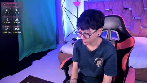 Charlie online show from 11/18/25, 01:26