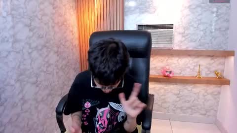 Charlie online show from 11/28/25, 02:09