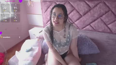 Snapshot of charlote__miller chatting on 03/07/25, 11:29 You honey online show from 03/07/25, 11:29