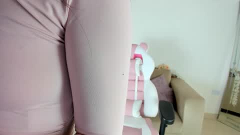    online show from 02/11/25, 10:07