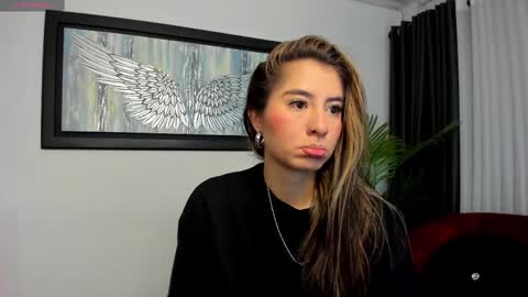 Snapshot of charlote_horny chatting on 10/08/25, 11:41 Charlote online show from 10/08/25, 11:41