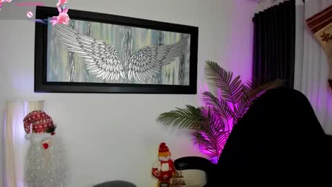 Snapshot of charlote_horny chatting on 11/20/25, 12:16 Charlote online show from 11/20/25, 12:16