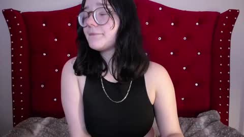 Snapshot of charlotte1_ls chatting on 03/01/25, 01:53 charlotte1_ls online show from 03/01/25, 01:53