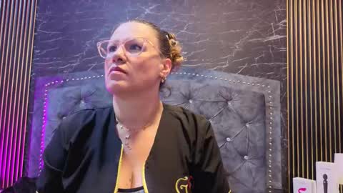 charlotte online show from 11/20/25, 11:10