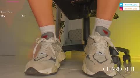 charlotte  grey online show from 11/10/25, 06:29