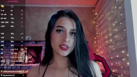 Snapshot of charlotte_greys chatting on 03/12/25, 01:47 Charlotte online show from 03/12/25, 01:47