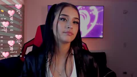 Charlotte  online show from 11/10/25, 08:41