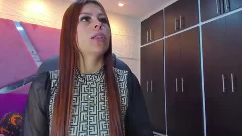 Charlotte Icee online show from 11/21/25, 03:44