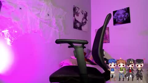 Charlie  online show from 10/21/25, 03:29