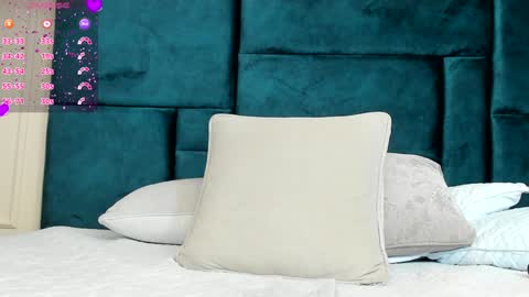 Charlotte Mayers online show from 12/24/24, 02:44