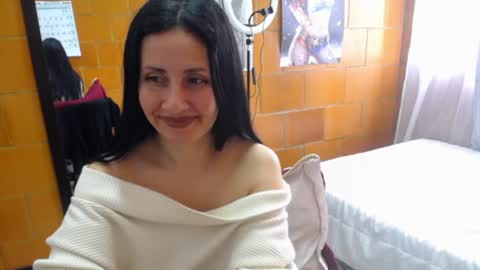 Snapshot of charlotte_temple chatting on 03/12/25, 01:30 Charlotte online show from 03/12/25, 01:30