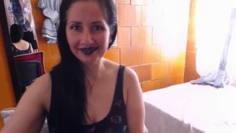 Snapshot of charlotte_temple chatting on 10/22/25, 02:28 Charlotte online show from 10/22/25, 02:28