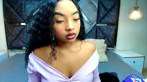 Snapshot of charlotte_walker1 chatting on 09/26/25, 02:32 charlotte_walker1 online show from 09/26/25, 02:32