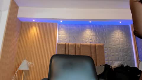 Charlotte  Everyday From 0700 to 1300 Col Time online show from 10/08/25, 11:08