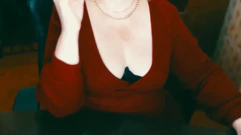 Snapshot of charlottextasty chatting on 12/09/24, 08:44 CharlotteXTasty online show from 12/09/24, 08:44