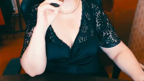 Snapshot of charlottextasty chatting on 03/12/25, 09:55 CharlotteXTasty online show from 03/12/25, 09:55