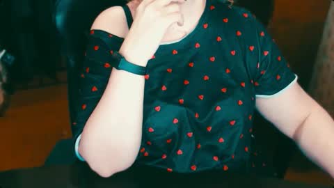 CharlotteXTasty online show from 11/17/25, 05:30