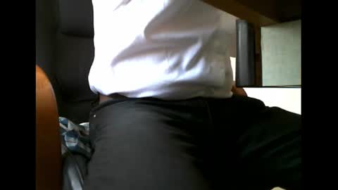 Snapshot of charly052 chatting on 02/19/25, 09:17 charly052 online show from 02/19/25, 09:17