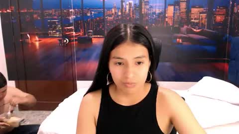 charlyandlaura online show from 10/10/25, 07:13