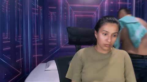 charlyandlaura online show from 10/30/25, 07:14