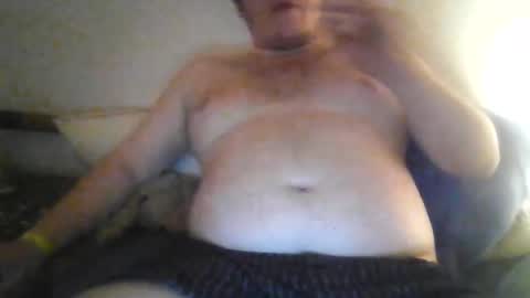 Snapshot of charlylongwood chatting on 09/21/25, 02:13 charlylongwood online show from 09/21/25, 02:13