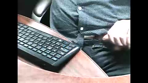Snapshot of charmeur2672 chatting on 09/24/25, 10:18 charmeur2672 online show from 09/24/25, 10:18