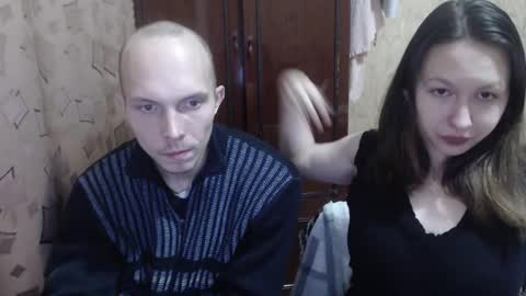 Snapshot of charming_ass chatting on 12/14/24, 02:21 Maria and Maik online show from 12/14/24, 02:21