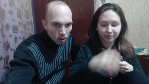 Snapshot of charming_ass chatting on 12/15/24, 11:55 Maria and Maik online show from 12/15/24, 11:55