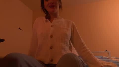 katie online show from 11/17/25, 03:40