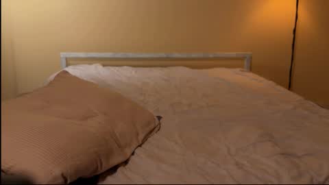 katie online show from 11/29/25, 02:42