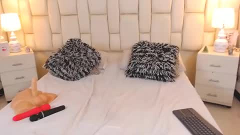 Charon  Stom online show from 03/08/25, 02:30