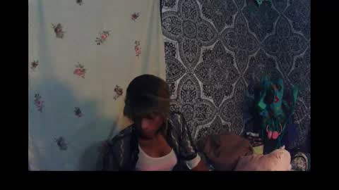 Snapshot of charr1barr chatting on 01/31/25, 10:31 Miss Chocolate online show from 01/31/25, 10:31