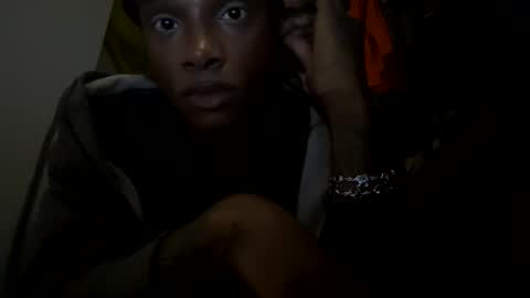 Snapshot of charr1barr chatting on 10/19/25, 02:23 Miss Chocolate online show from 10/19/25, 02:23