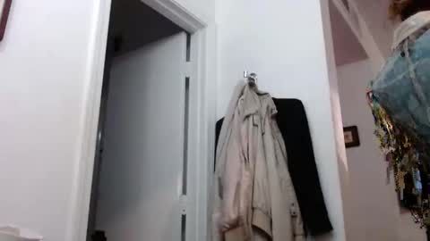 Snapshot of charr1barr chatting on 11/12/25, 09:10 Miss Chocolate online show from 11/12/25, 09:10