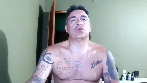 Snapshot of chato012 chatting on 01/01/25, 05:54 chato012 online show from 01/01/25, 05:54