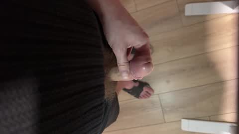 Snapshot of chatoday chatting on 11/15/25, 03:48 Bighead Uncut online show from 11/15/25, 03:48