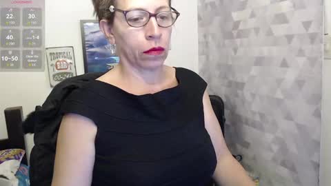 Snapshot of chayla_ruiz chatting on 09/08/25, 08:30 CHAYLA VICTORIA RUIZ online show from 09/08/25, 08:30