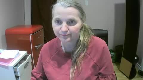 chealsiek online show from 10/11/25, 11:25