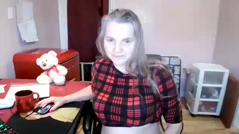 chealsiek online show from 11/15/25, 02:02