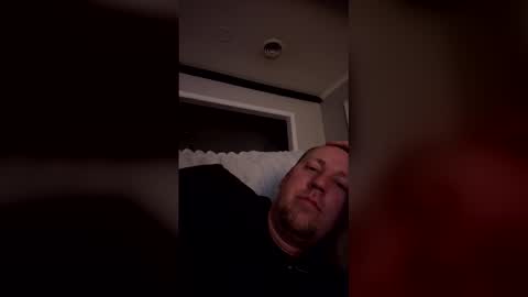 Snapshot of cheekclapper3000 chatting on 12/04/25, 04:22 cheekclapper3000 online show from 12/04/25, 04:22