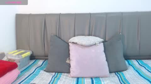 Snapshot of cheerlynn chatting on 01/17/25, 04:26 Cherlyn online show from 01/17/25, 04:26