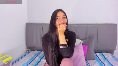 Snapshot of cheerlynn chatting on 09/09/25, 04:17 Cherlyn online show from 09/09/25, 04:17