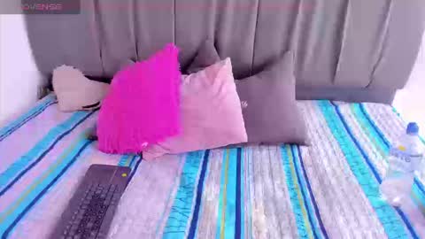 Snapshot of cheerlynn chatting on 09/13/25, 05:02 Cherlyn online show from 09/13/25, 05:02