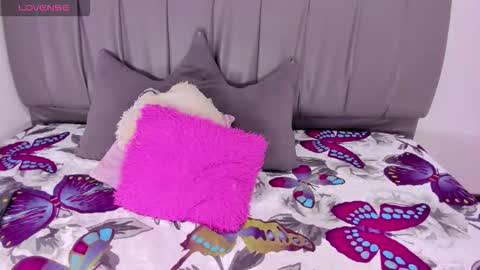 Snapshot of cheerlynn chatting on 09/23/25, 03:48 Cherlyn online show from 09/23/25, 03:48