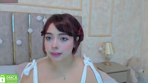 Snapshot of cheerrysweett chatting on 01/11/25, 01:01 Baby Cherry online show from 01/11/25, 01:01