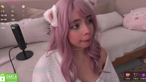Snapshot of cheerrysweett chatting on 01/31/25, 06:47 Baby Cherry online show from 01/31/25, 06:47