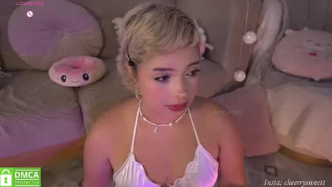 Baby Cherry online show from 10/09/25, 03:59