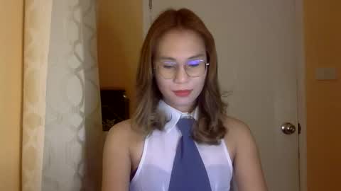 chelly4u69 online show from 11/28/25, 04:37